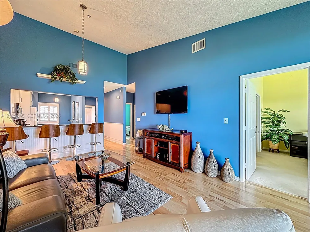 6082 SE Landing Way #11 Stuart, FL 34997
