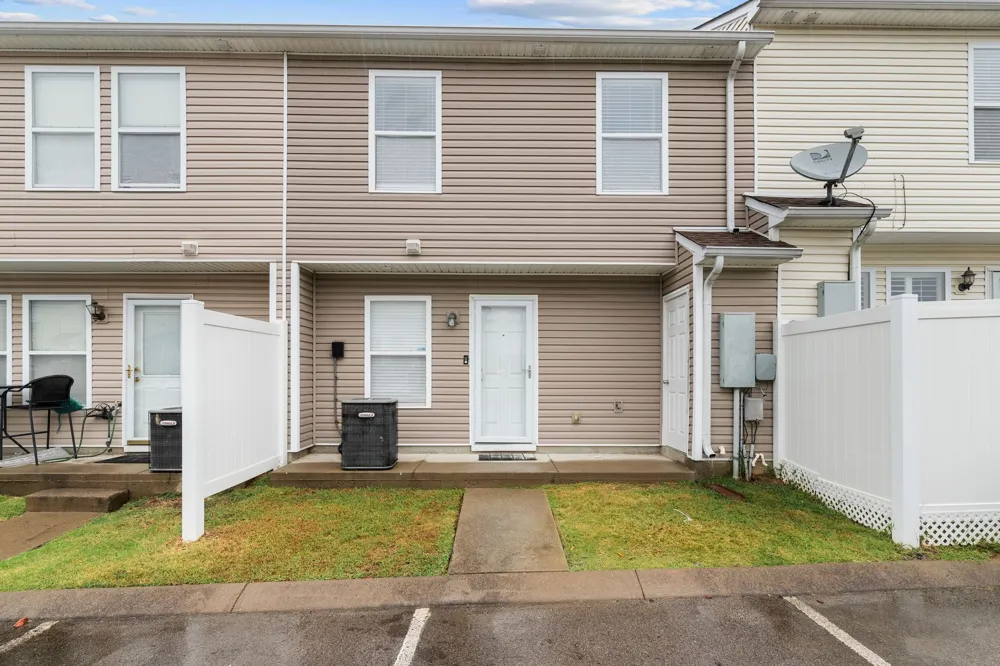 2012 Ethan Ln Antioch, TN 37013