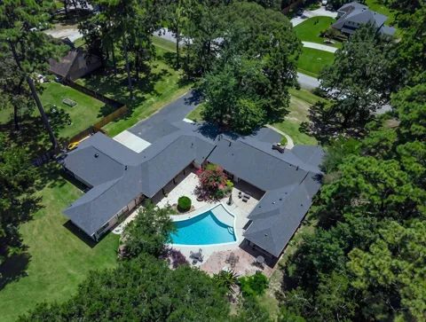 1401 Magnolia Lane