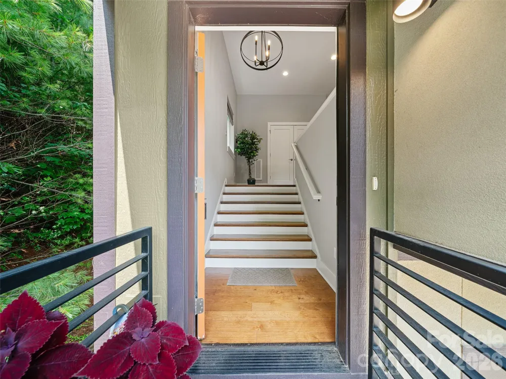 35 Macallan Lane Asheville, NC 28805