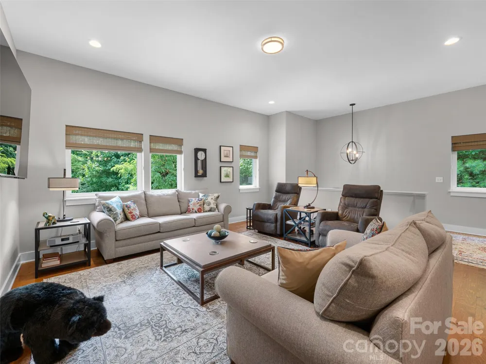 35 Macallan Lane Asheville, NC 28805