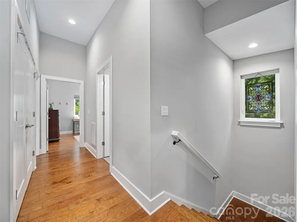 35 Macallan Lane Asheville, NC 28805