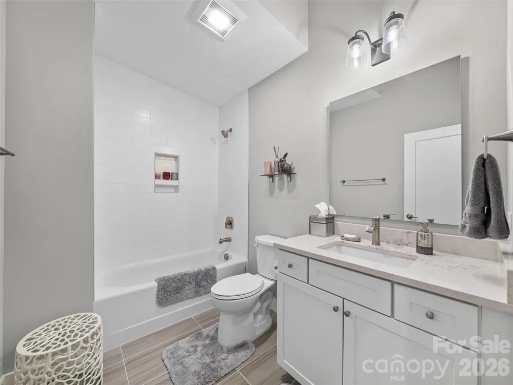 35 Macallan Lane Asheville, NC 28805