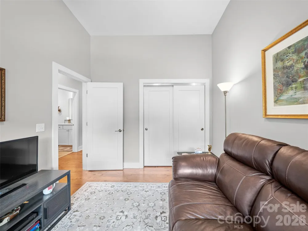 35 Macallan Lane Asheville, NC 28805