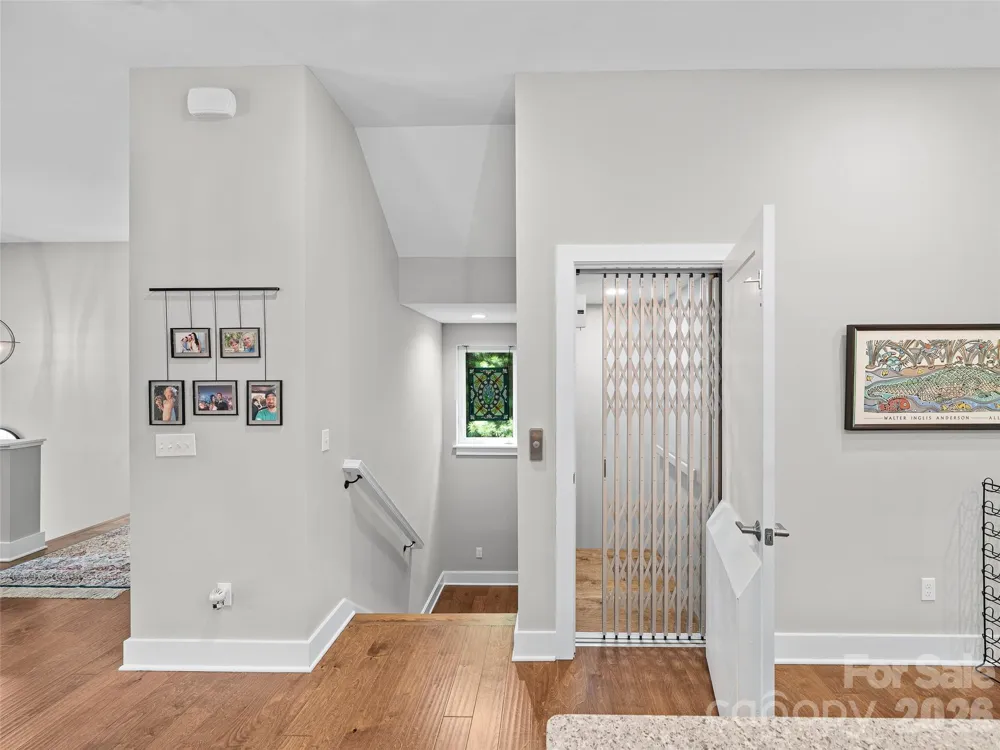 35 Macallan Lane Asheville, NC 28805