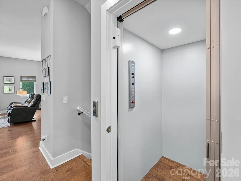 35 Macallan Lane Asheville, NC 28805