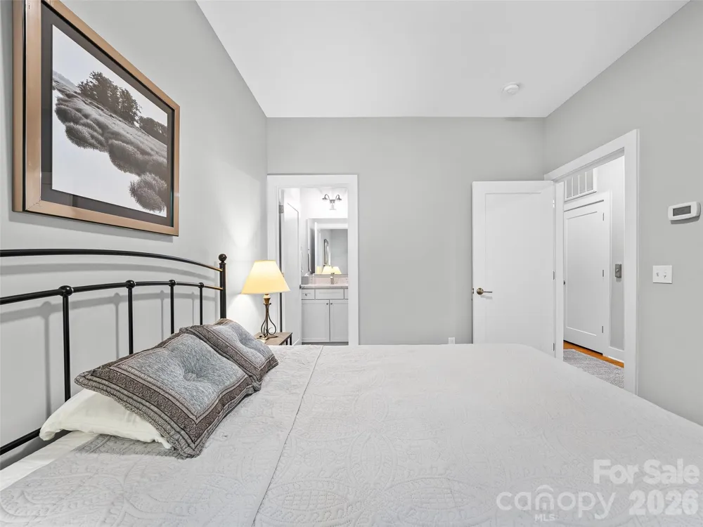 35 Macallan Lane Asheville, NC 28805