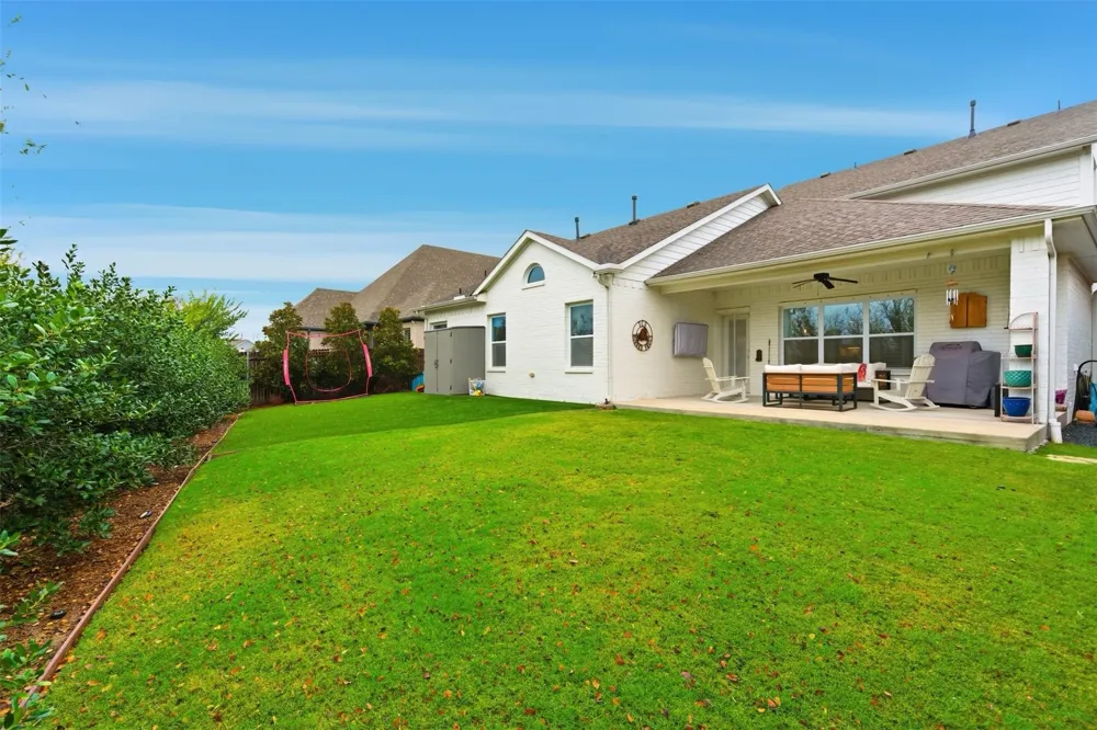 318 Blue Stem Lane Aledo, TX 76008