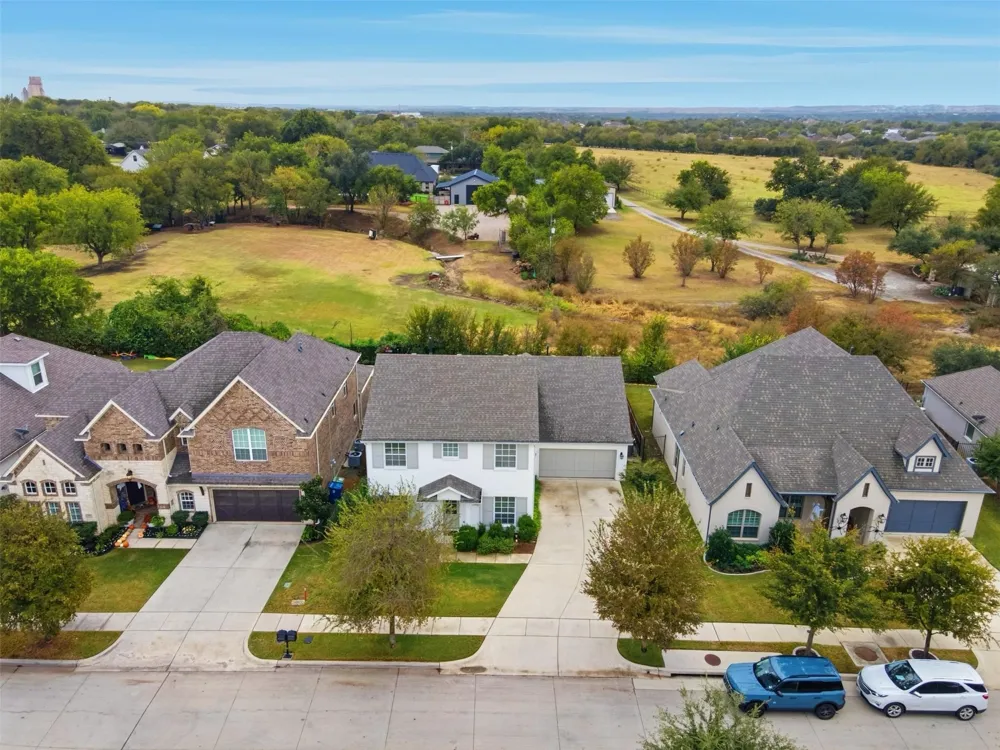 318 Blue Stem Lane Aledo, TX 76008