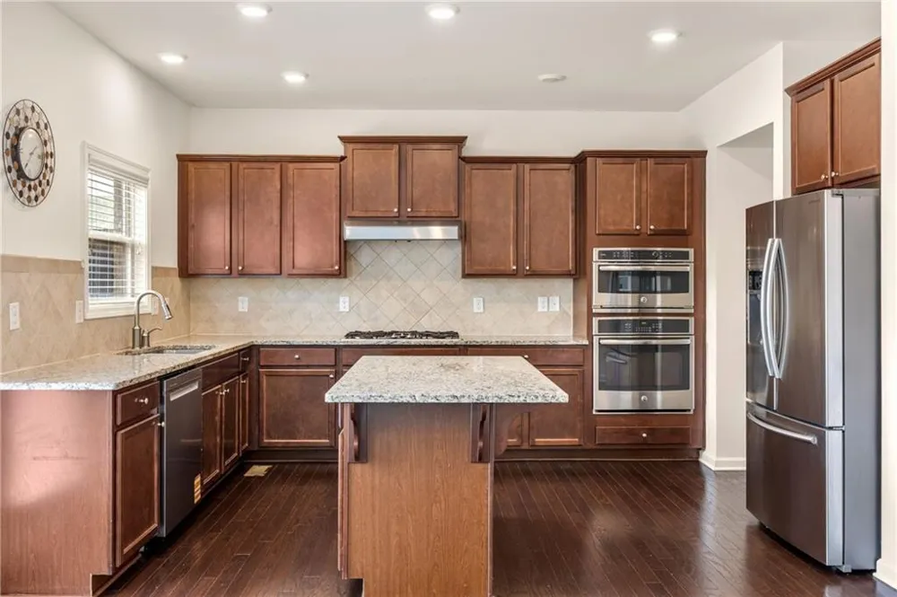 849 Ivy Vine Place Milton, GA 30004