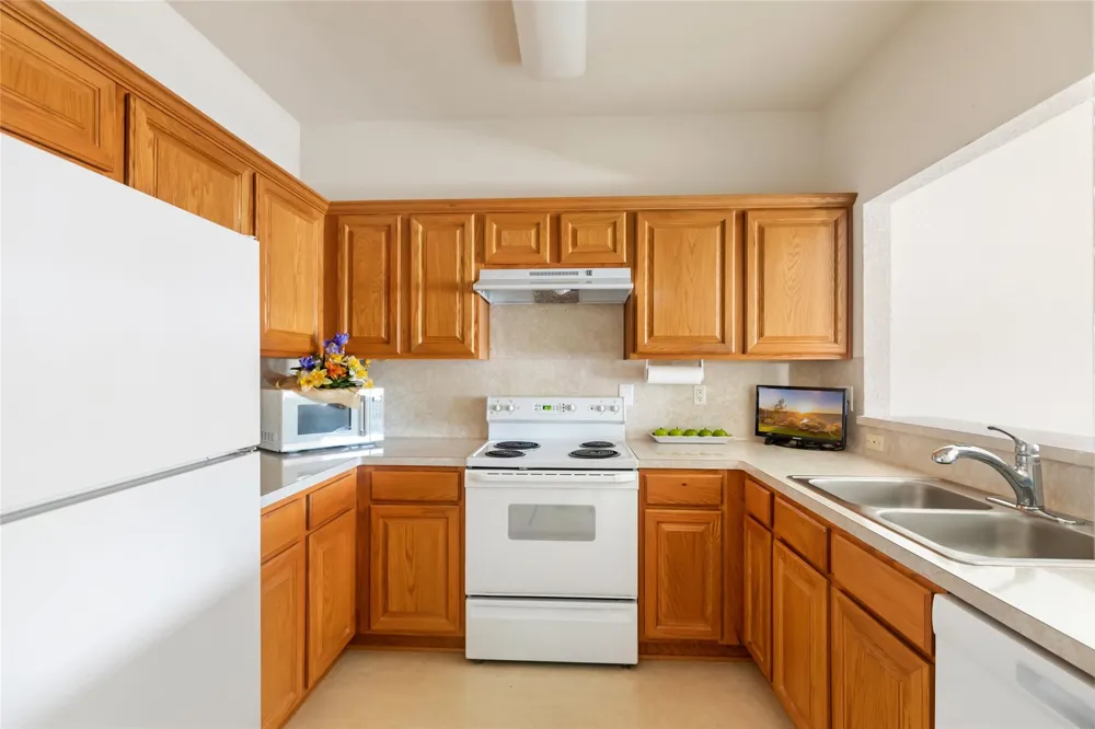 2803 Kings Crossing Drive #209 Kingwood, TX 77345