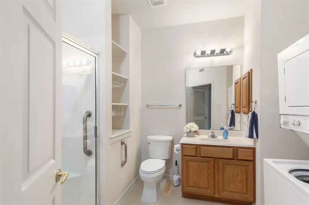 2803 Kings Crossing Drive #209 Kingwood, TX 77345
