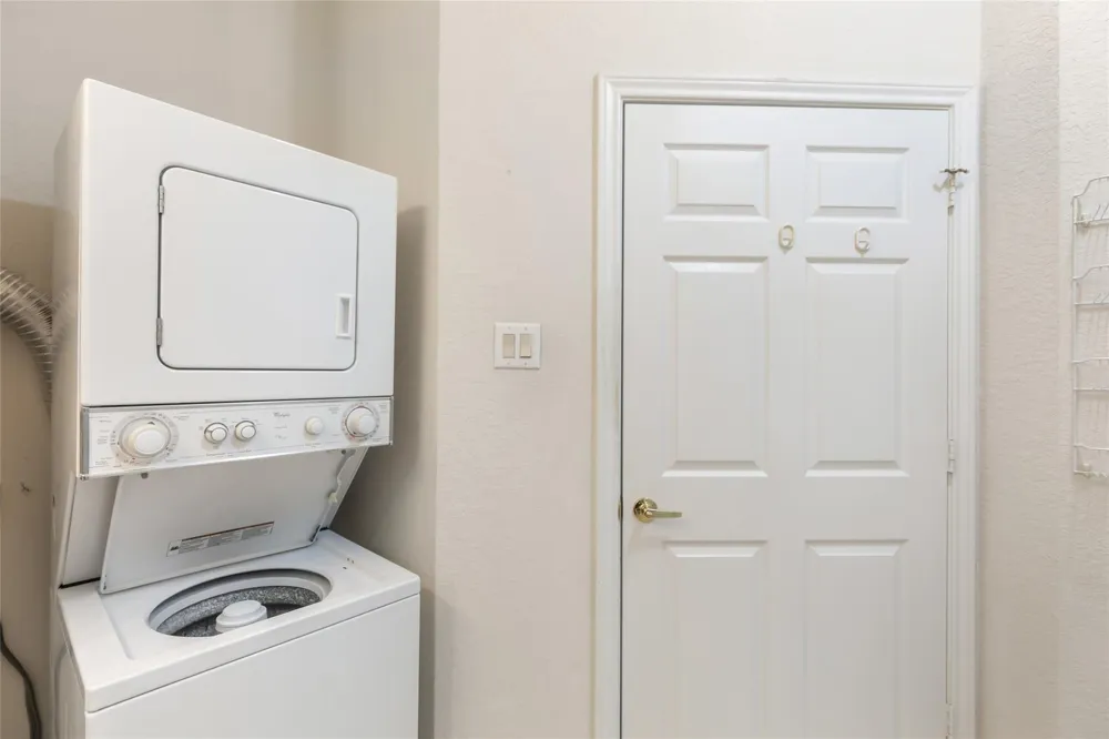 2803 Kings Crossing Drive #209 Kingwood, TX 77345