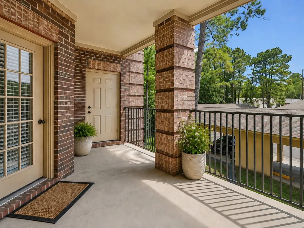 2803 Kings Crossing Drive #209 Kingwood, TX 77345