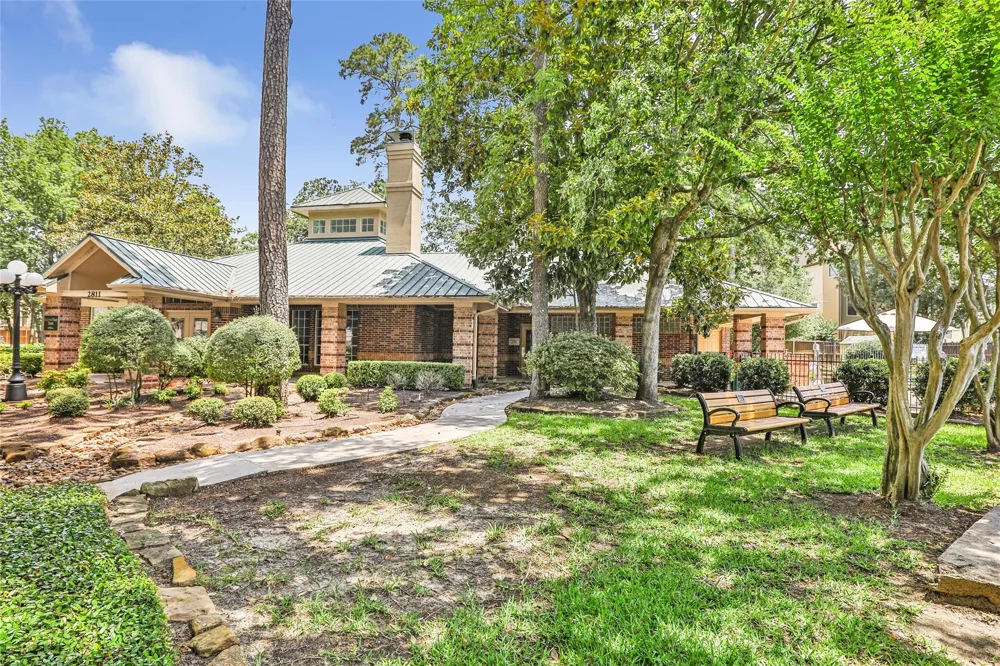 2803 Kings Crossing Drive #209 Kingwood, TX 77345