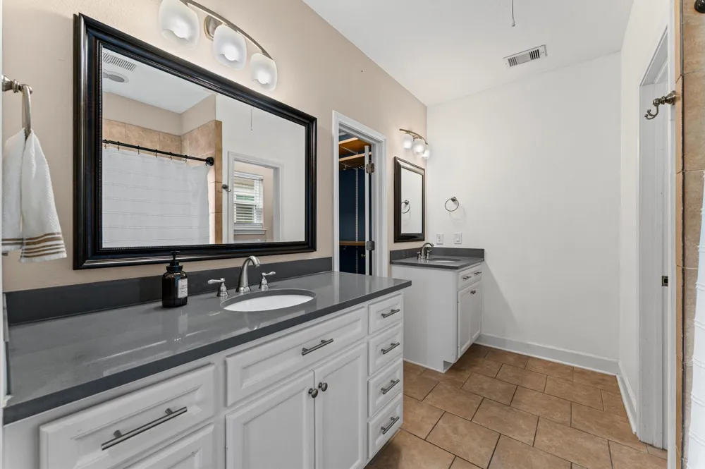 254 Lenox Street Houston, TX 77011