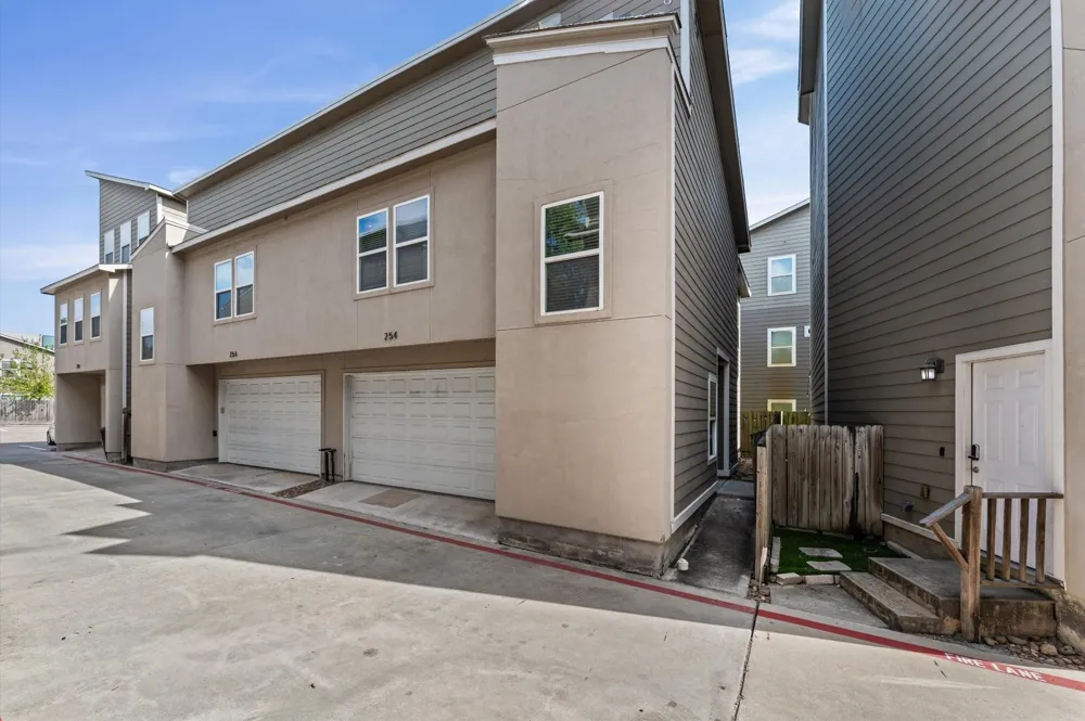 254 Lenox Street Houston, TX 77011