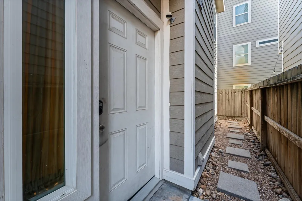 254 Lenox Street Houston, TX 77011