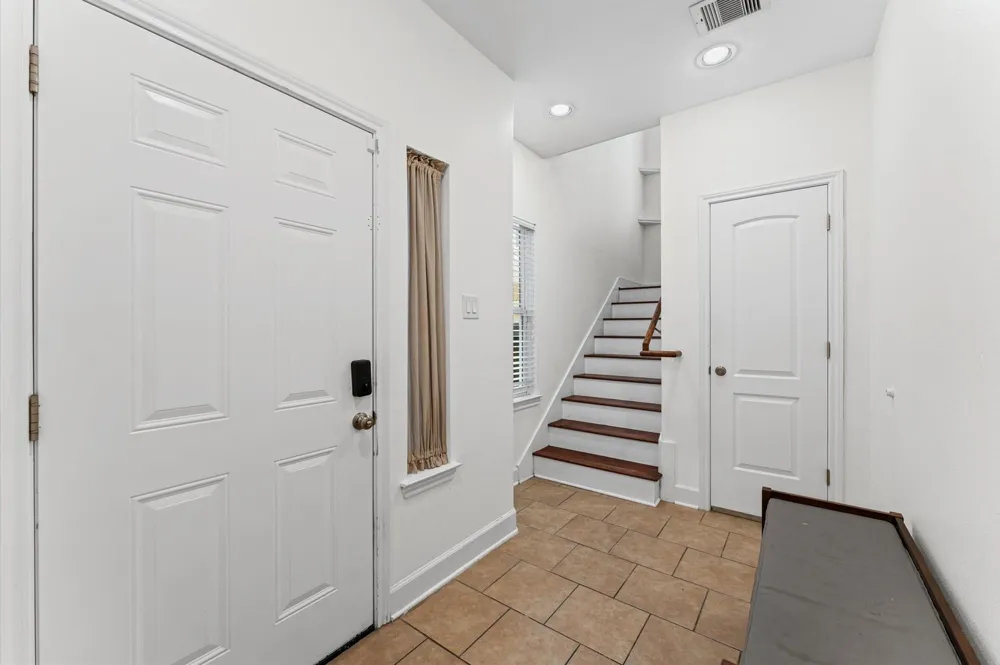 254 Lenox Street Houston, TX 77011