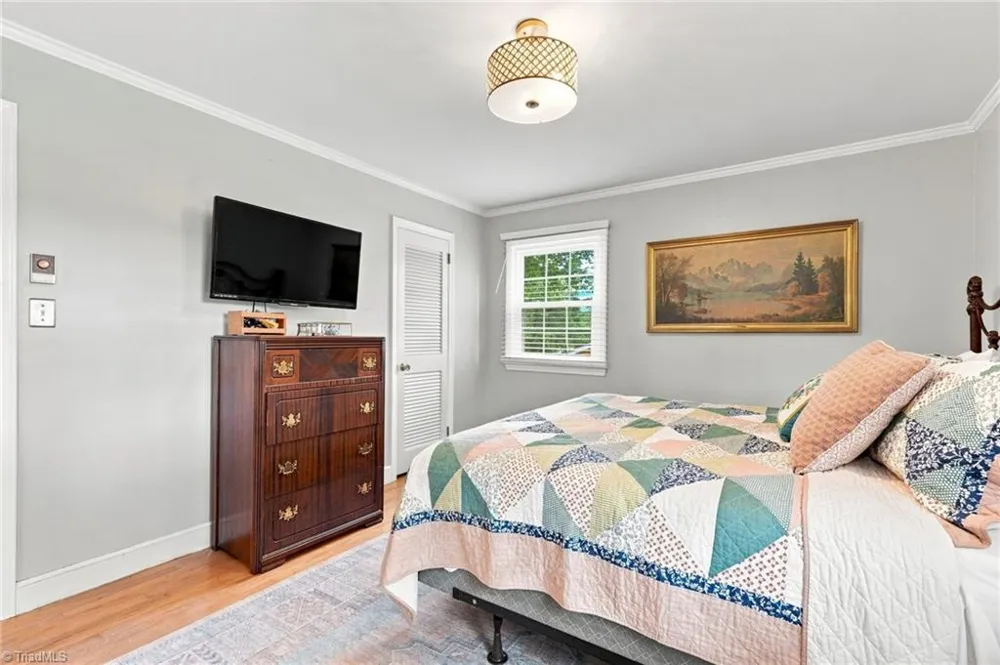 145 W Lake Road Eden, NC 27288