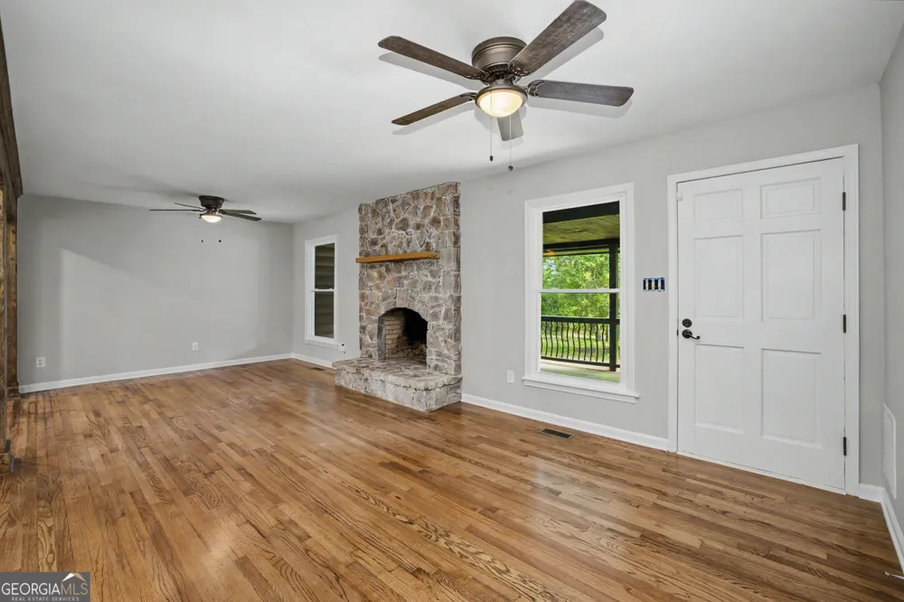 385 Duncan RD Carrollton, GA 30116