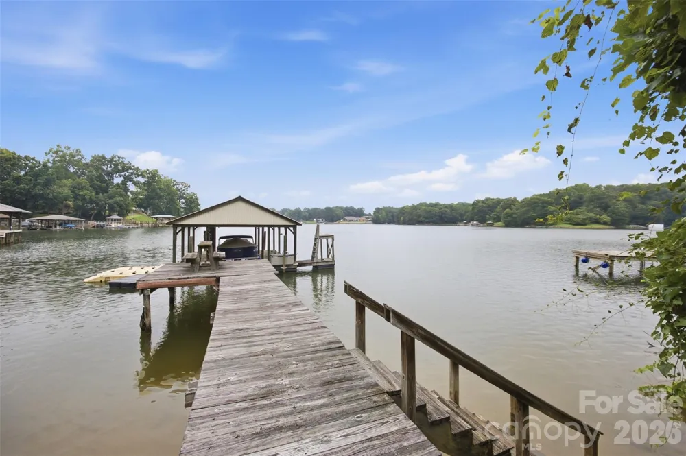 7016 Hyde Street Sherrills Ford, NC 28673