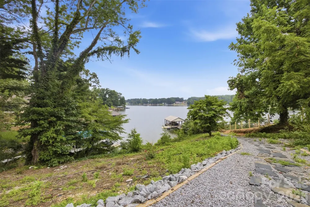 7016 Hyde Street Sherrills Ford, NC 28673