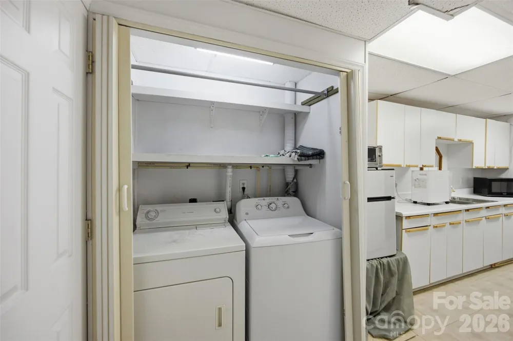 7016 Hyde Street Sherrills Ford, NC 28673