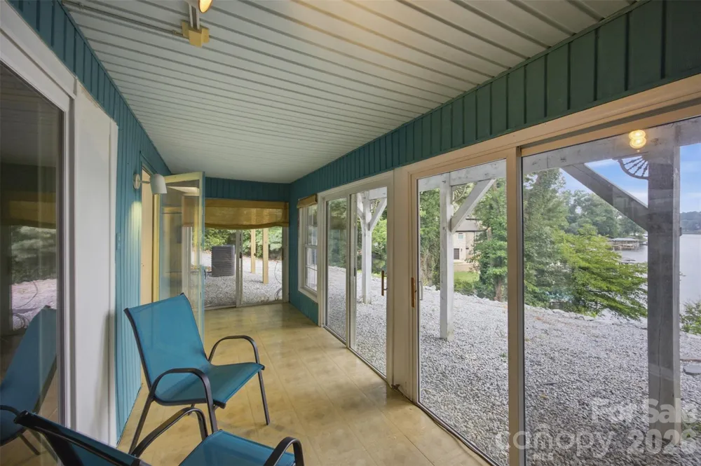 7016 Hyde Street Sherrills Ford, NC 28673