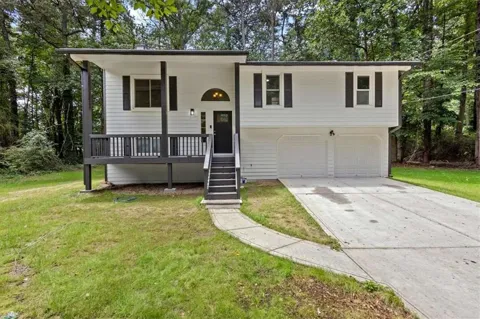 2152 Cedar Creek Lane