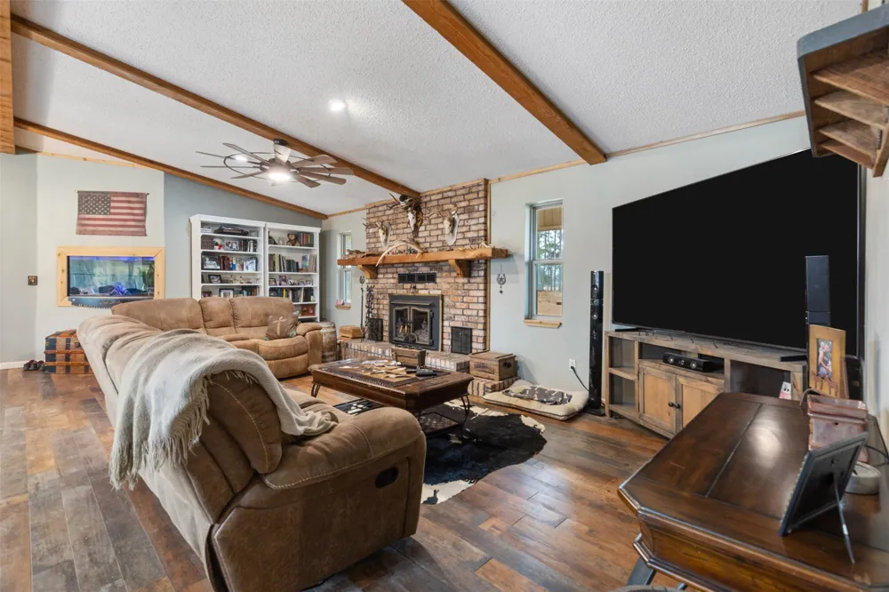 7766 State Highway 78 Ravenna, TX 75476