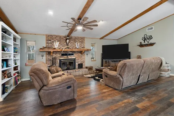 7766 State Highway 78 Ravenna, TX 75476