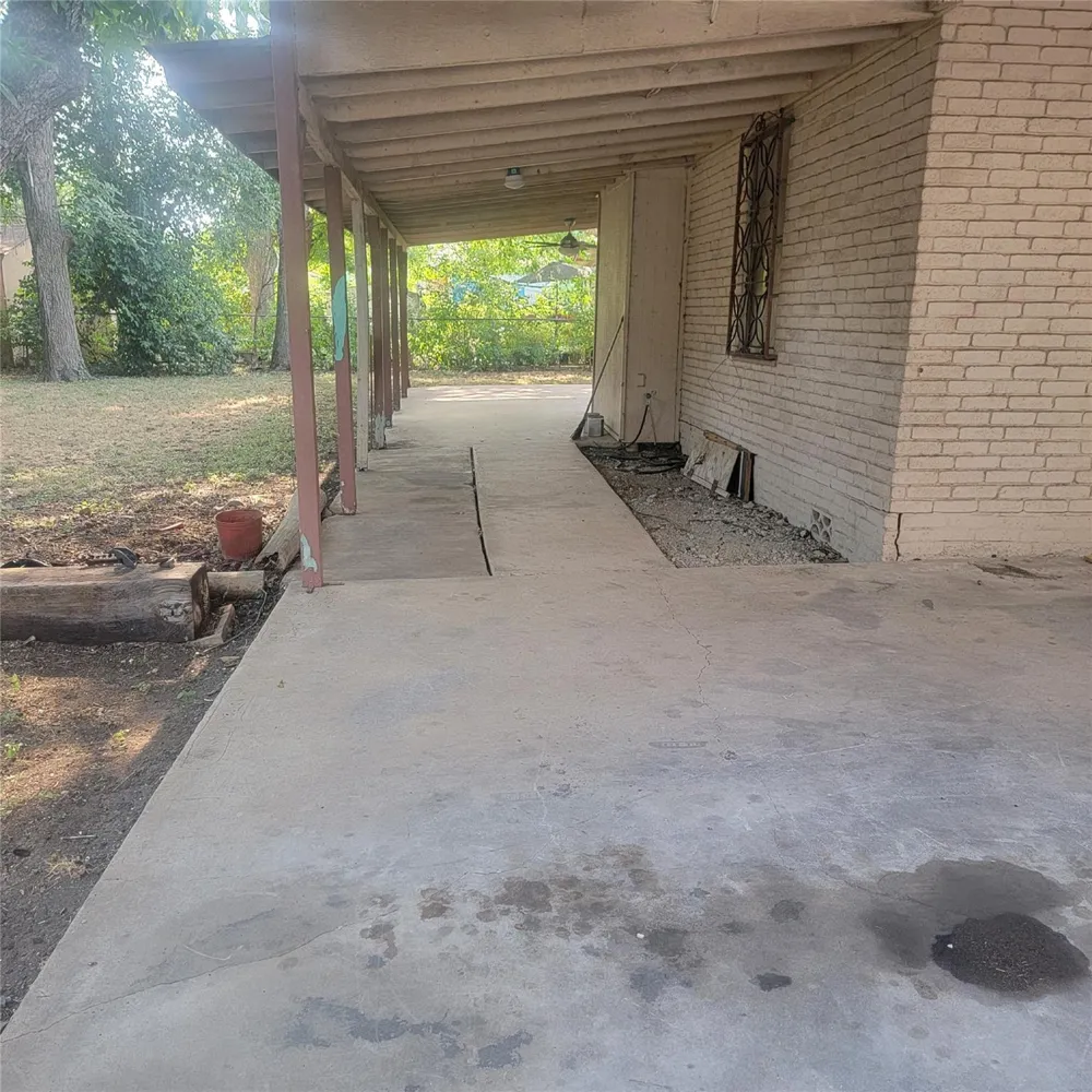 630 Alta Sita Street San Antonio, TX 78237