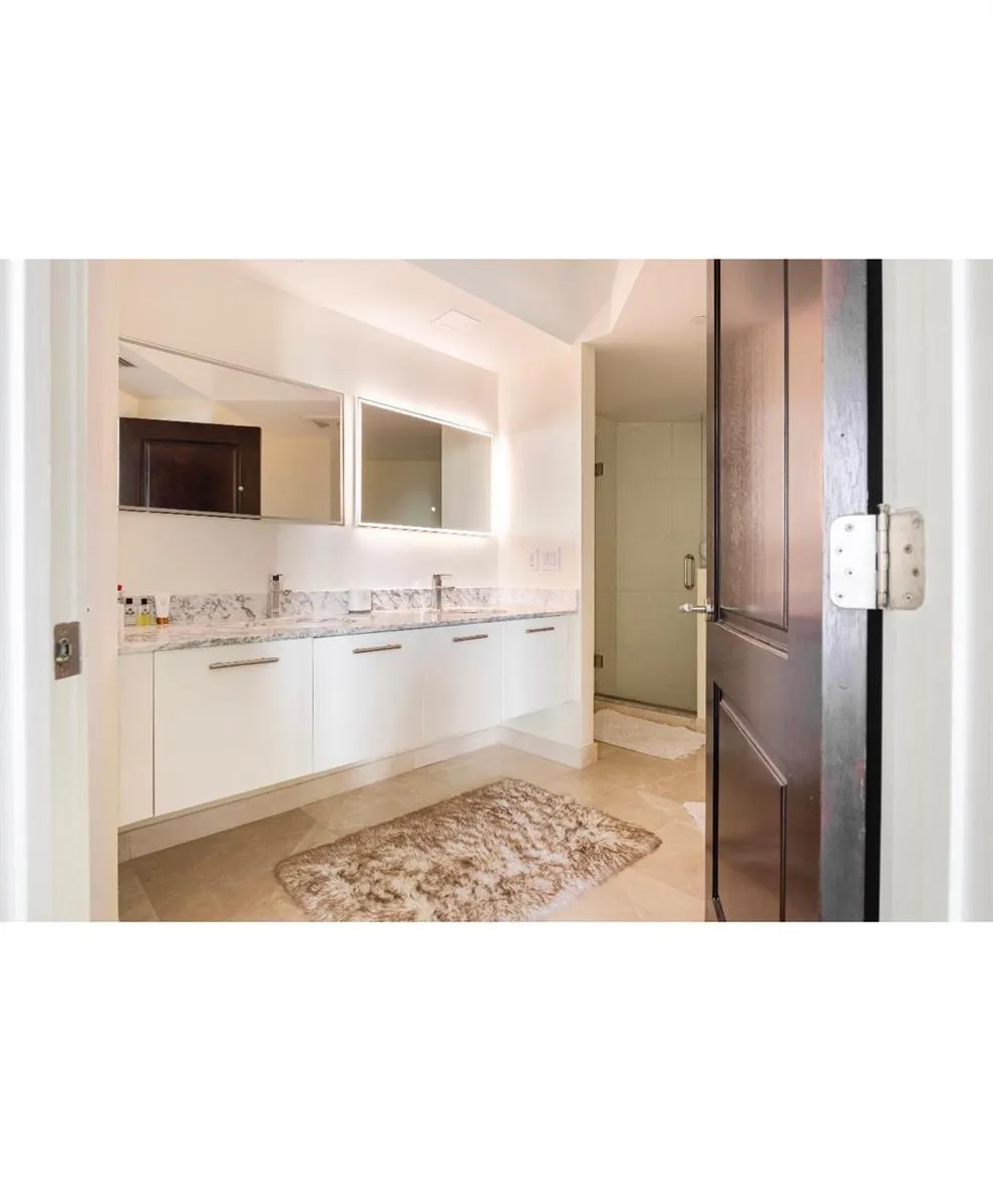 55 SE 6th Street #4007 Miami, FL 33131