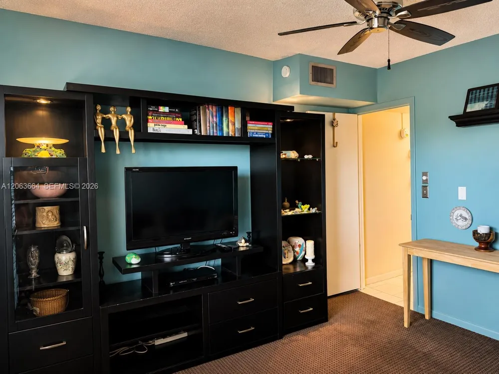 2504 Antigua Ter #F4 Coconut Creek, FL 33066