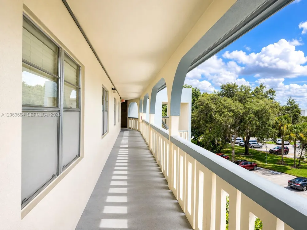 2504 Antigua Ter #F4 Coconut Creek, FL 33066
