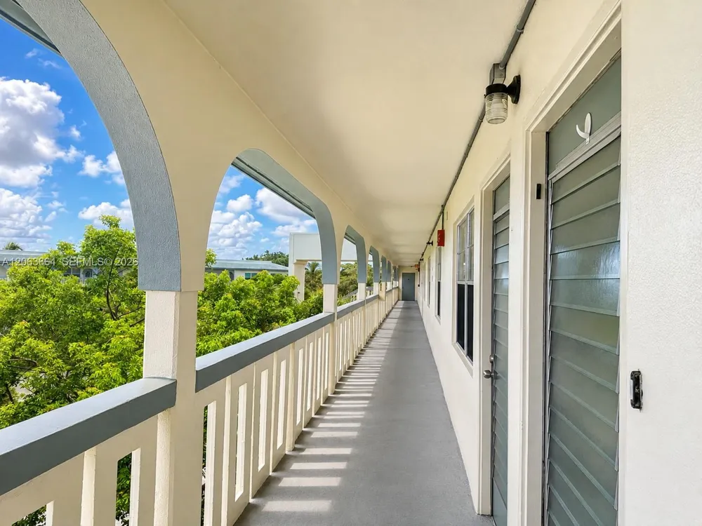 2504 Antigua Ter #F4 Coconut Creek, FL 33066
