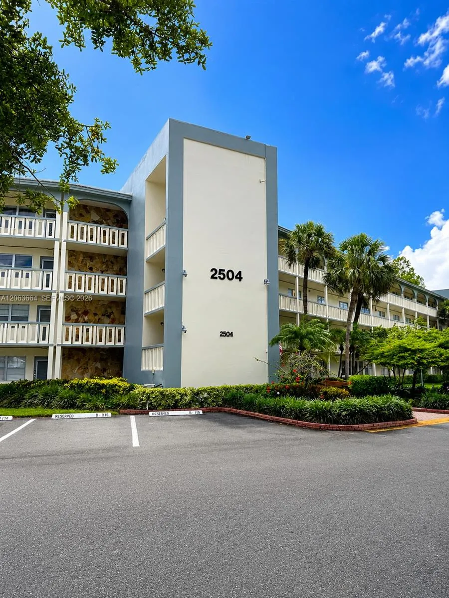 2504 Antigua Ter #F4 Coconut Creek, FL 33066