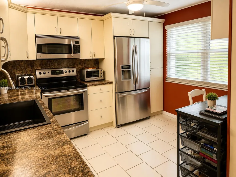 2504 Antigua Ter #F4 Coconut Creek, FL 33066