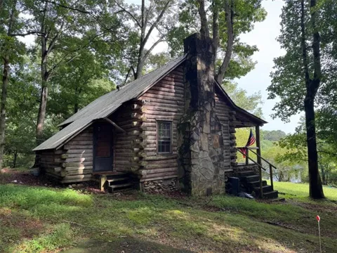 1593 Blackberry Mountain Rd