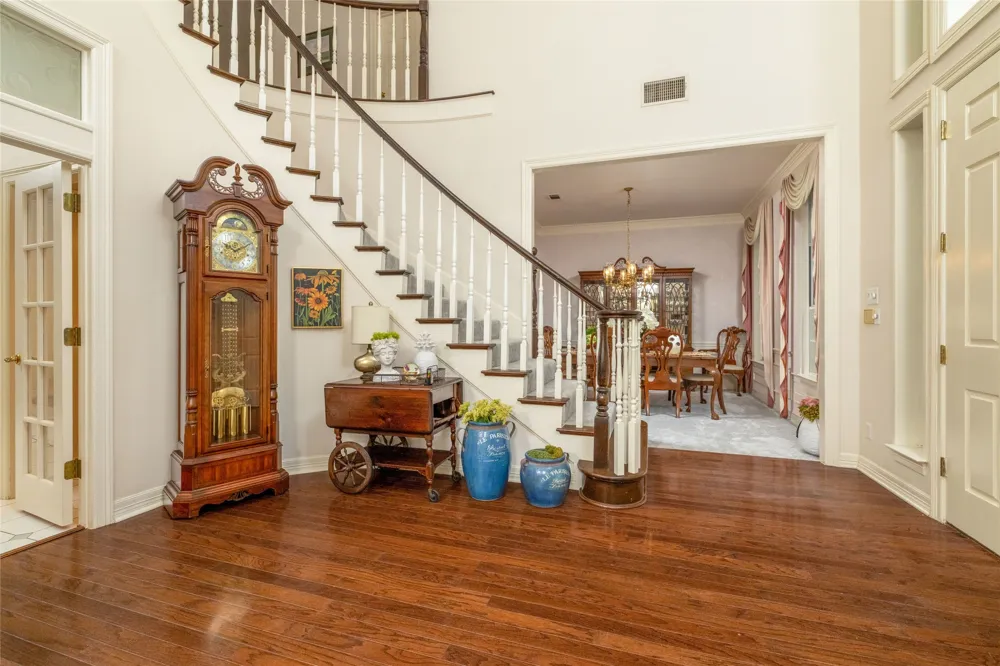 4106 Trail Bend Court Colleyville, TX 76034