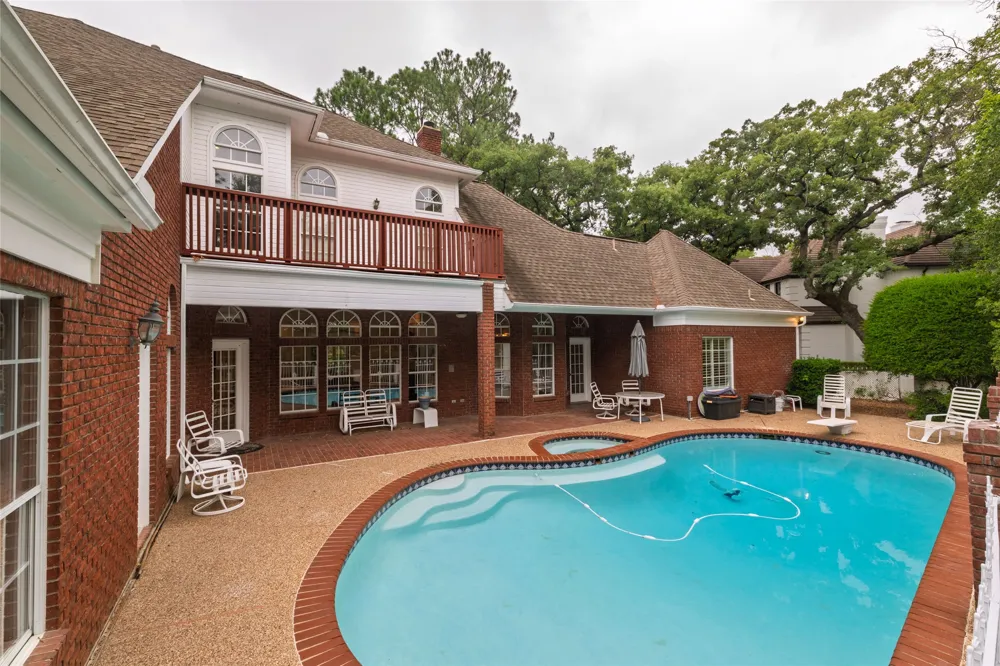 4106 Trail Bend Court Colleyville, TX 76034