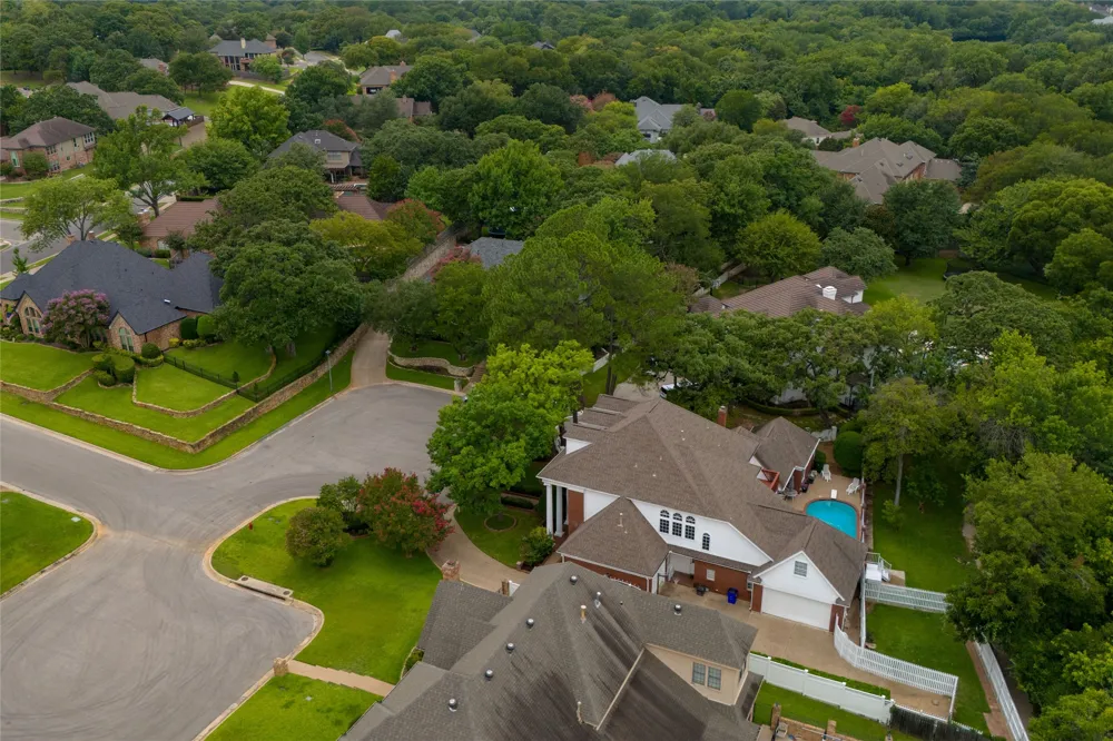 4106 Trail Bend Court Colleyville, TX 76034