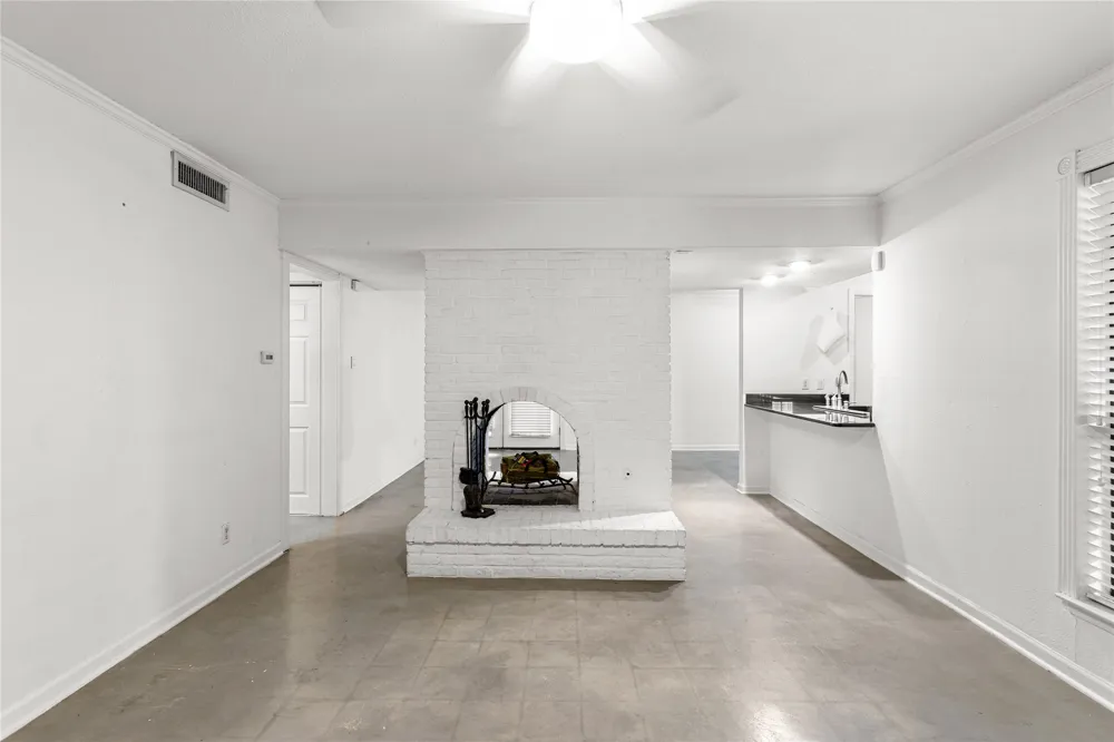 5916 Birchbrook Drive #129 Dallas, TX 75206