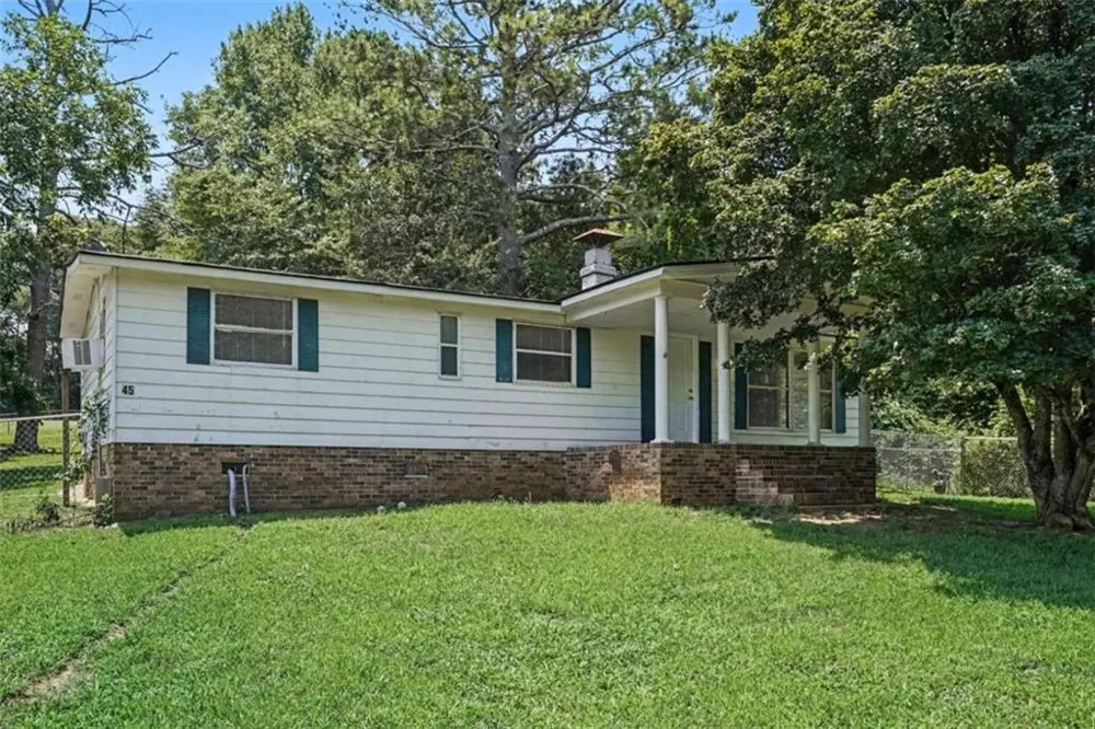 45 E James Circle E Hampton, GA 30228