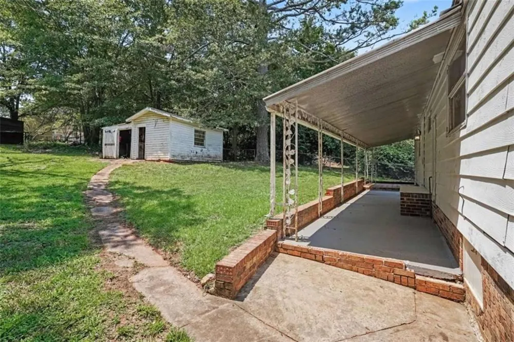 45 E James Circle E Hampton, GA 30228