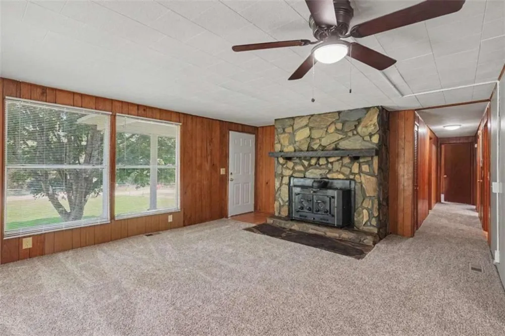 45 E James Circle E Hampton, GA 30228