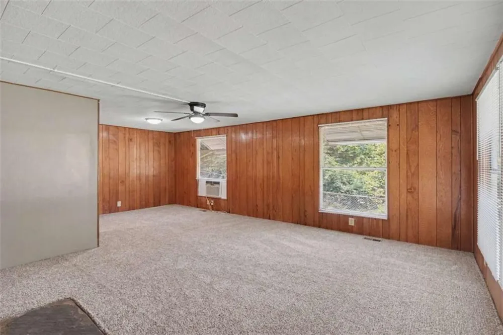 45 E James Circle E Hampton, GA 30228