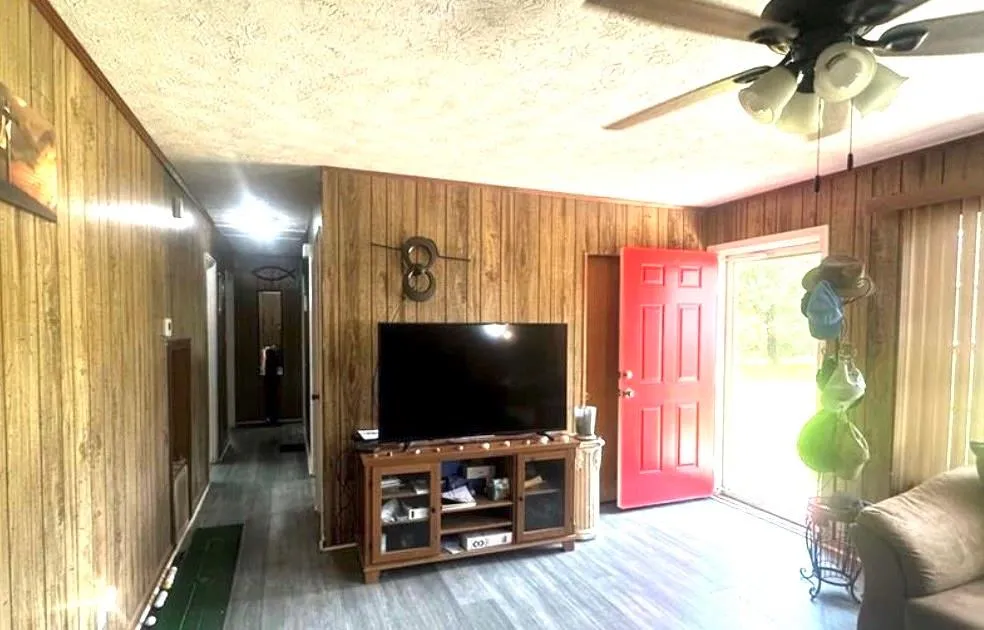 2323 Locust Grove Road Griffin, GA 30223