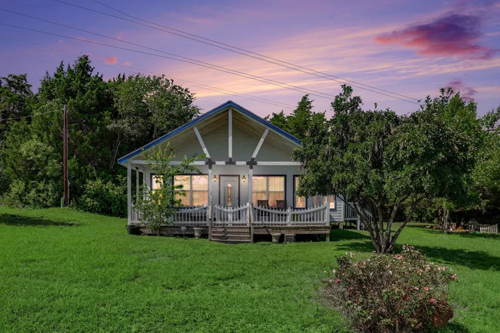 7740 Us Highway 77 Schulenburg, TX 78956